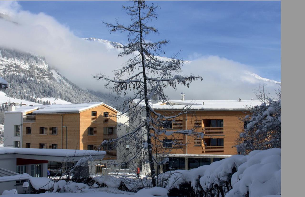 Montanas - Luxuswohnung Mit Kamin - Nahe Caumasee & Talstation Flims Exteriér fotografie